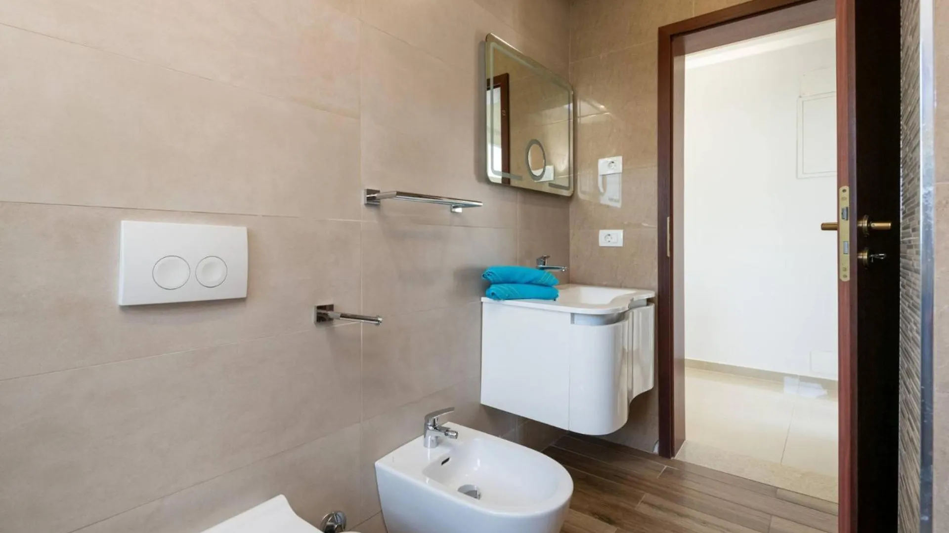 Villa Arta In Μεντουλίν
