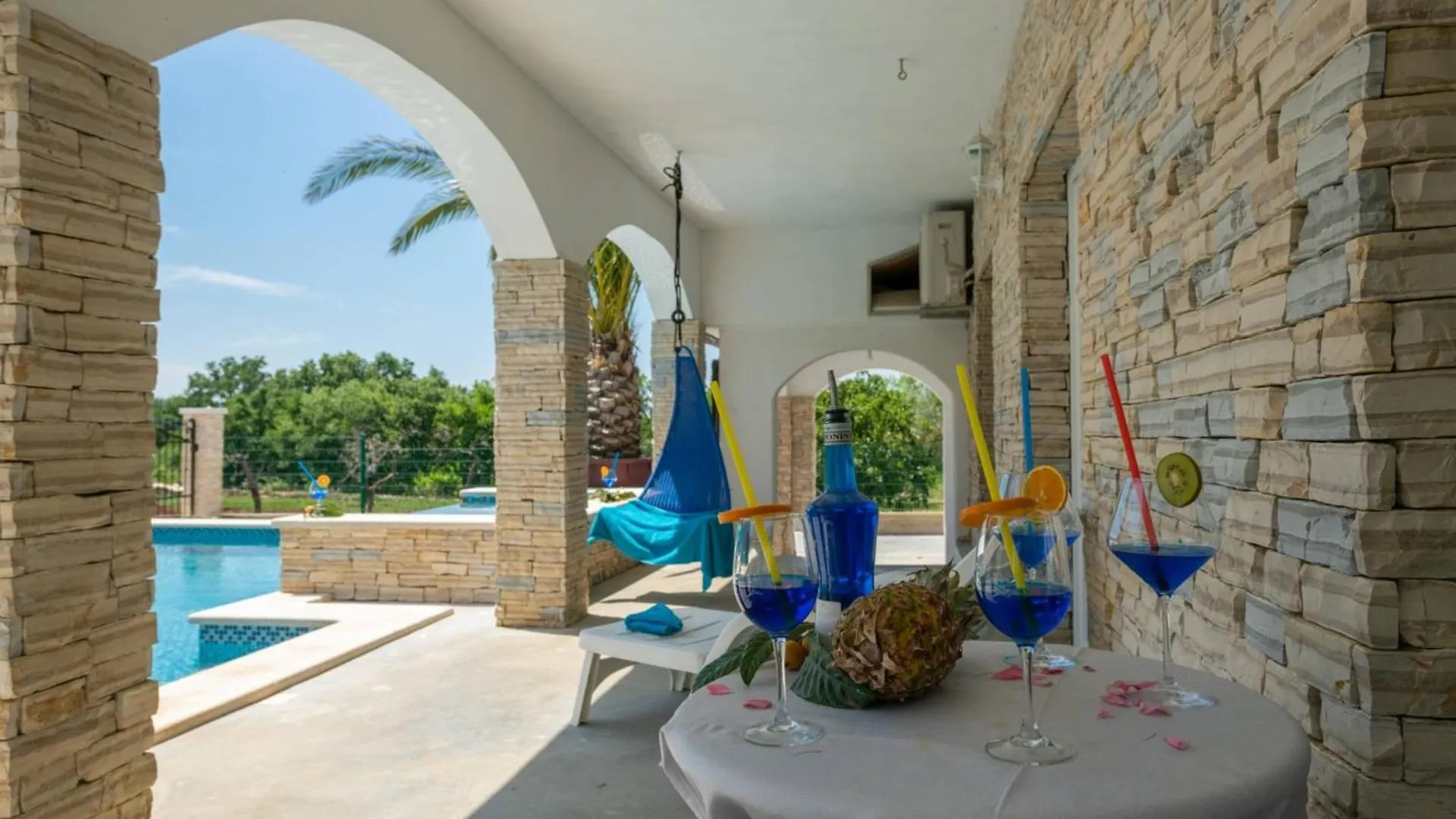 Villa Arta In Μεντουλίν